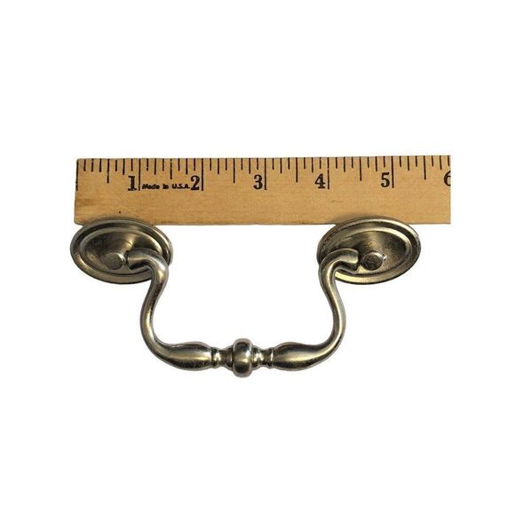 Vintage Cabinet Handle Drawer Pull Hardware - Picture 4 of 4